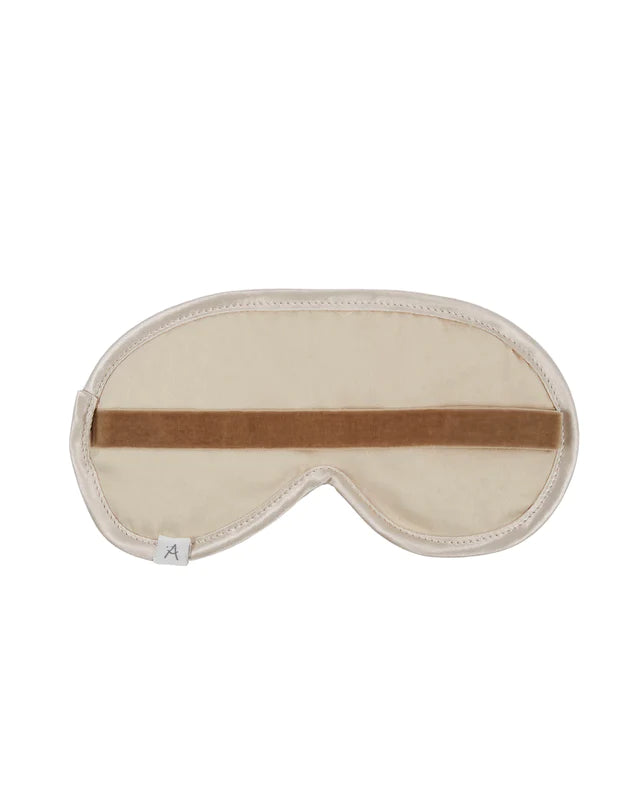 Chalk Pebble Curly Eye Mask